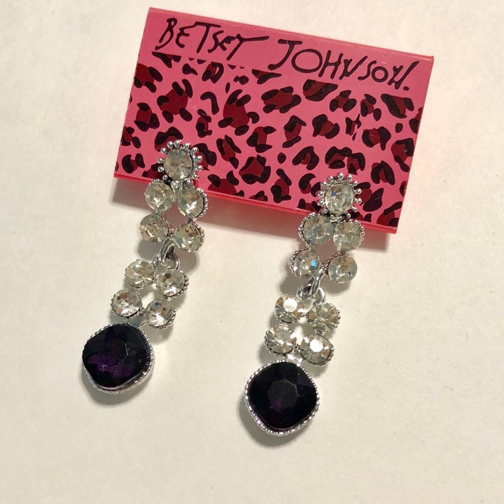 Dare Me by Betsey Johnson 💎